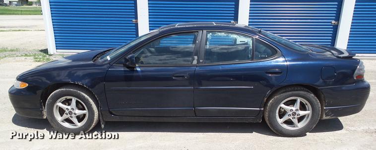 image for item DZ9352 2002 Pontiac Grand Prix GT