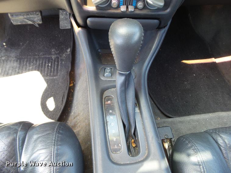 image for item DZ9352 2002 Pontiac Grand Prix GT