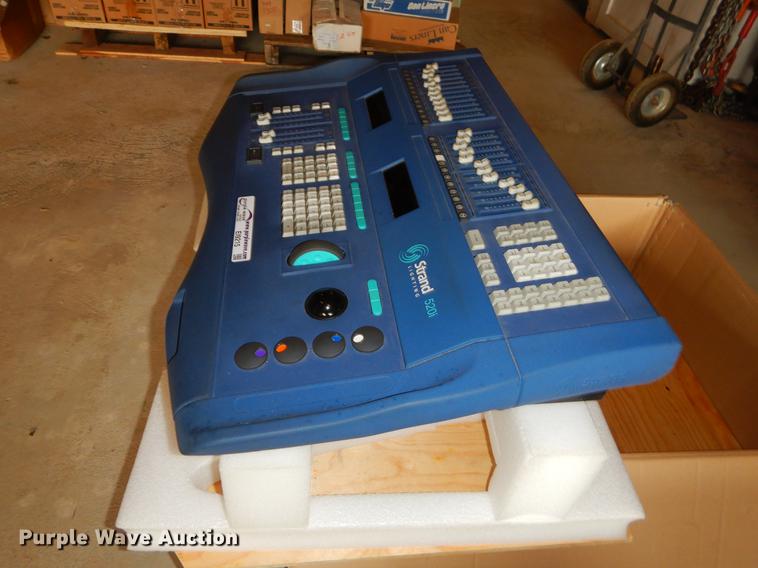 image for item EI9215 Strand lighting console system