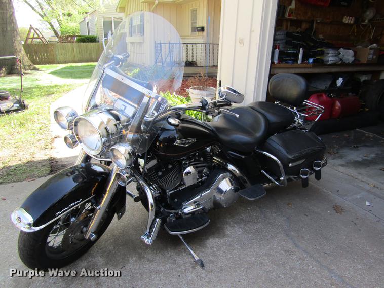 image for item EI9331 2000 Harley Davidson FLRHCI Road King motorcycle