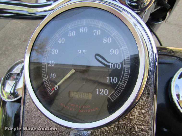 image for item EI9331 2000 Harley Davidson FLRHCI Road King motorcycle