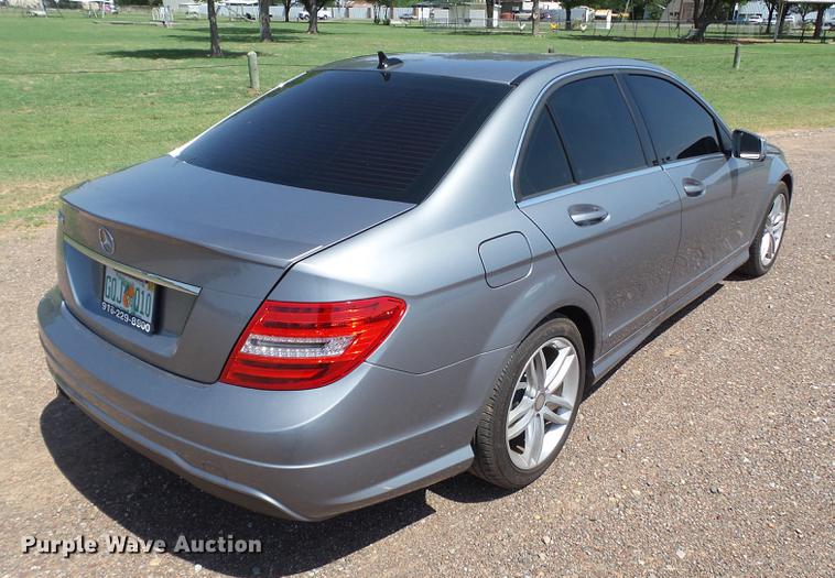 image for item EI9586 2014 Mercedes Benz C250