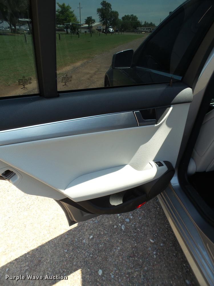 image for item EI9586 2014 Mercedes Benz C250