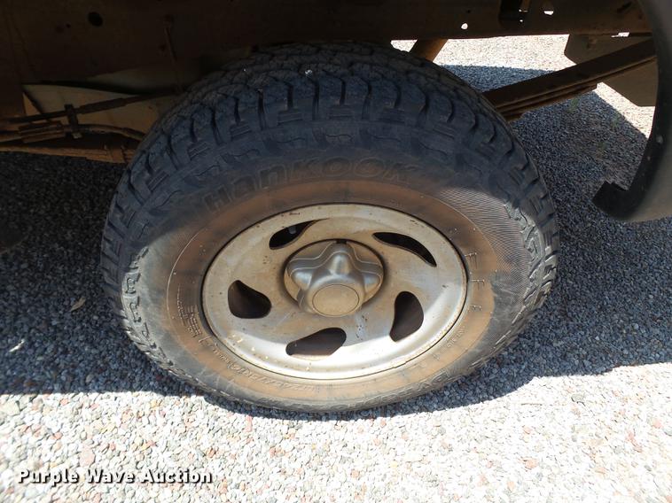 image for item EI9587 2001 Ford F150 SuperCab pickup truck