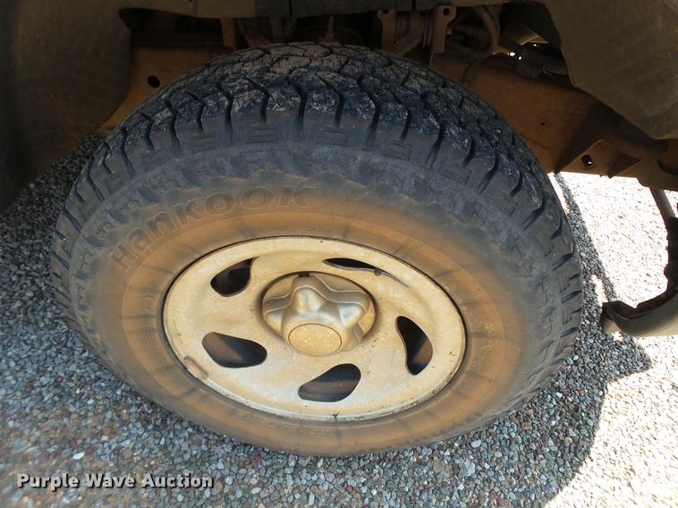 image for item EI9587 2001 Ford F150 SuperCab pickup truck