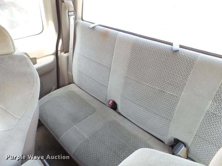 image for item EI9587 2001 Ford F150 SuperCab pickup truck