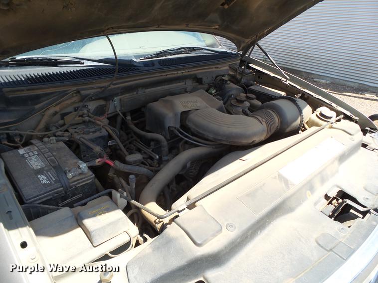 image for item EI9587 2001 Ford F150 SuperCab pickup truck