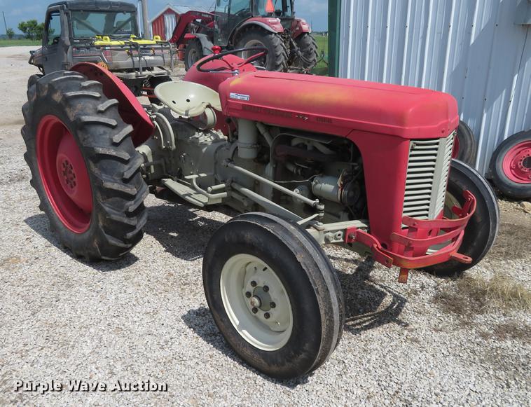 image for item EJ9607 Massey Ferguson 35 tractor