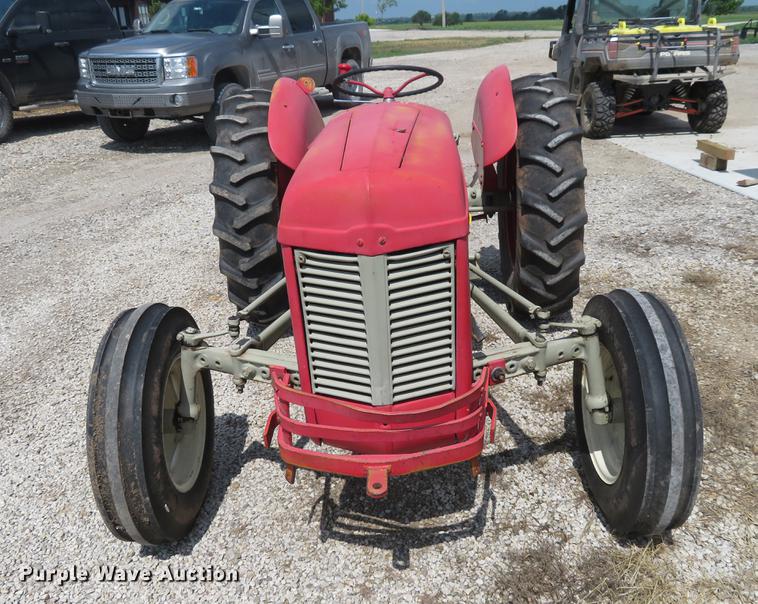 image for item EJ9607 Massey Ferguson 35 tractor