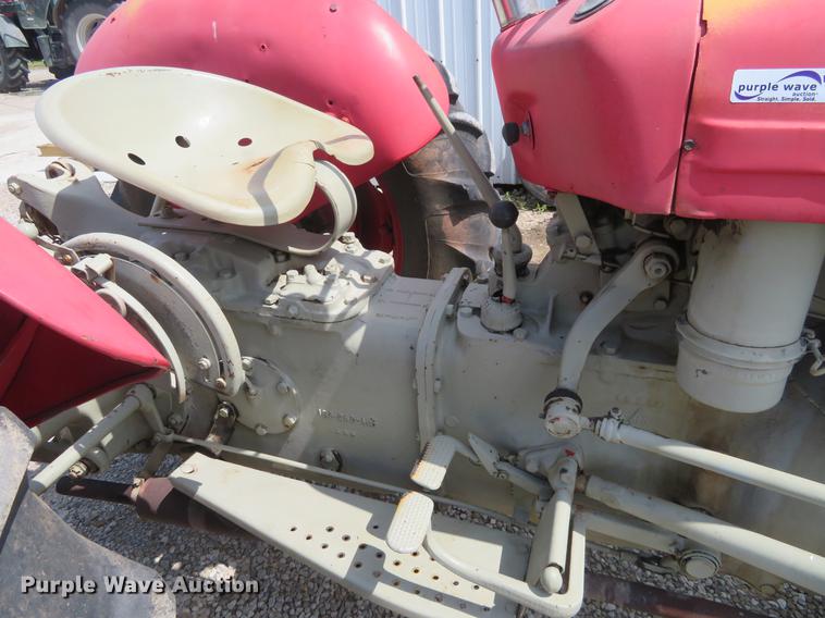 image for item EJ9607 Massey Ferguson 35 tractor