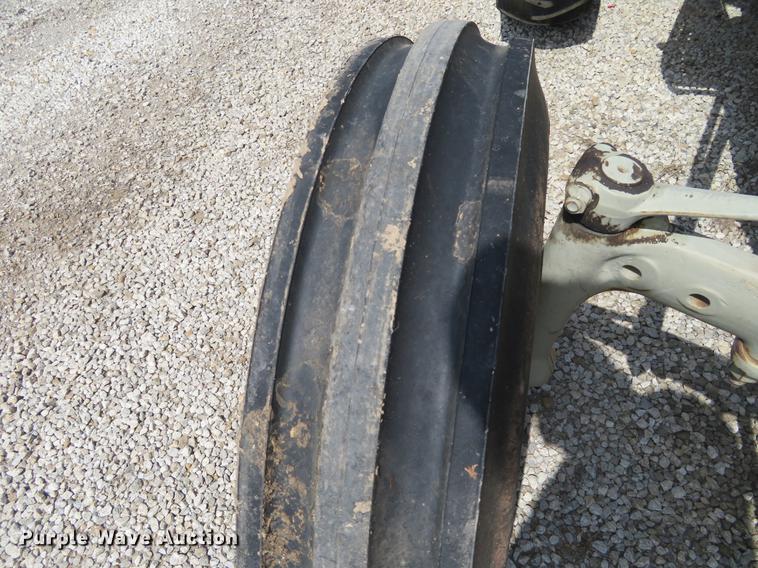 image for item EJ9607 Massey Ferguson 35 tractor