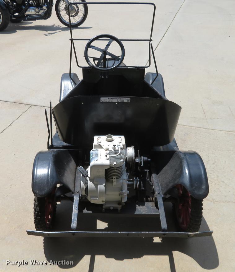 image for item EJ9609 Miniature Tin Lizzie car