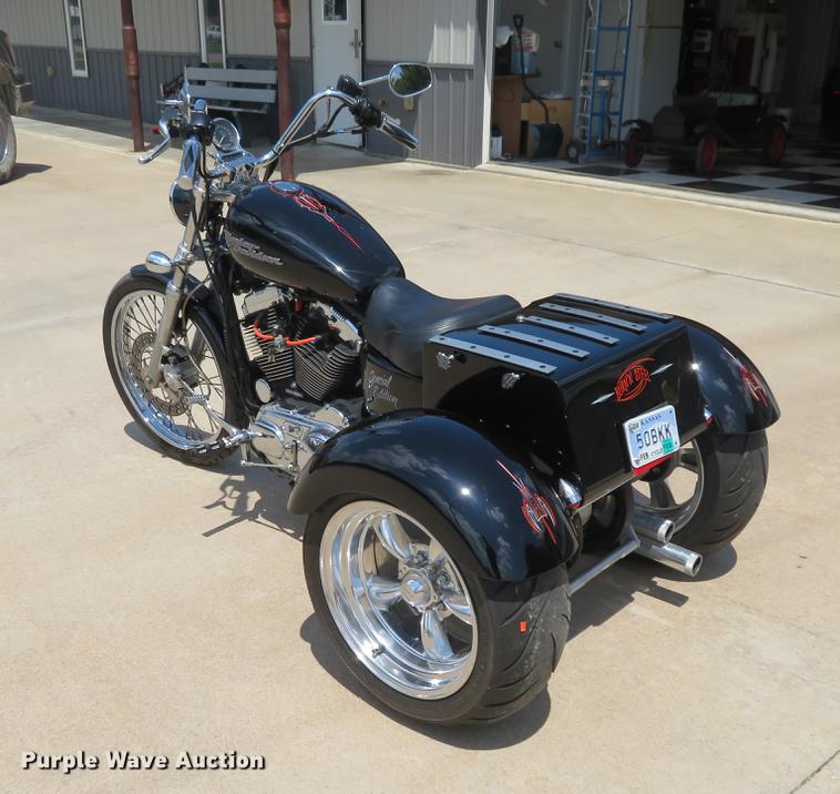 image for item EJ9610 2006 Harley Davidson XL 1200C Special Edition trike motorcycle