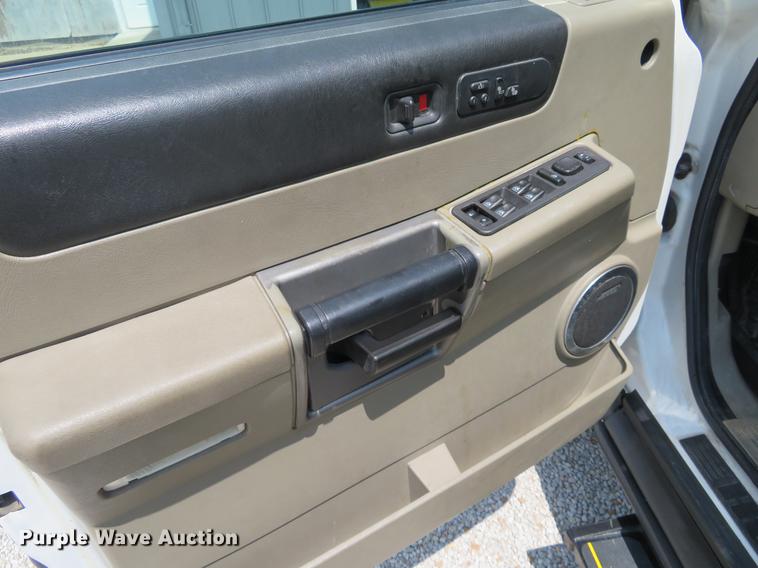 image for item EJ9614 2003 Hummer H2 limousine