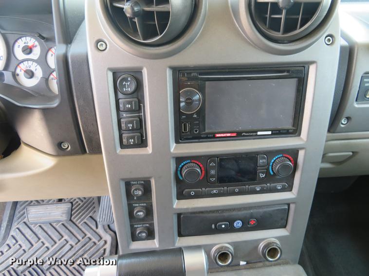 image for item EJ9614 2003 Hummer H2 limousine