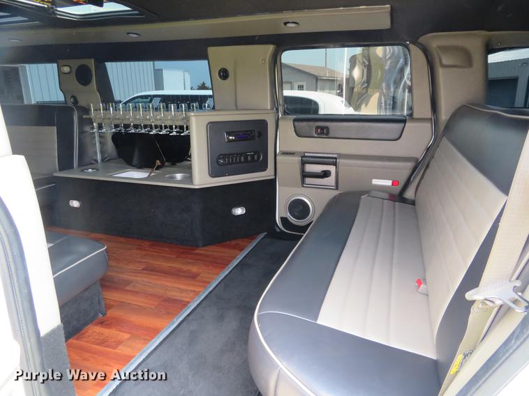 image for item EJ9614 2003 Hummer H2 limousine