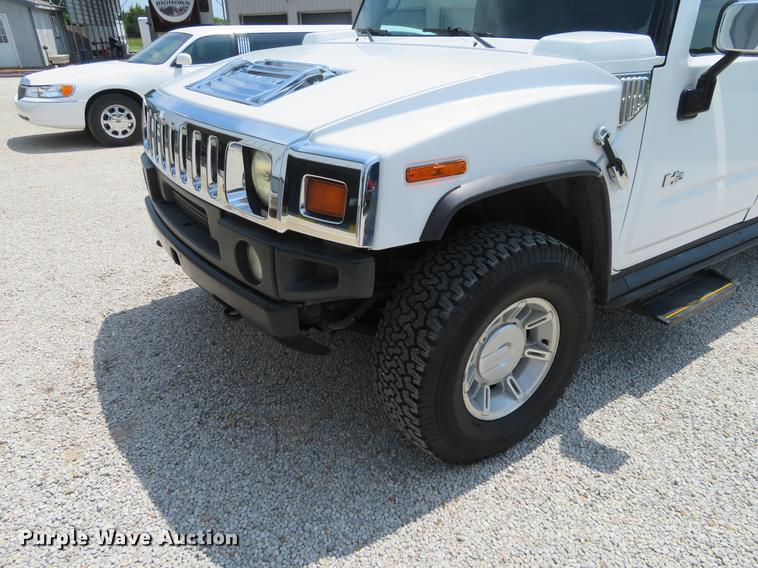 image for item EJ9614 2003 Hummer H2 limousine