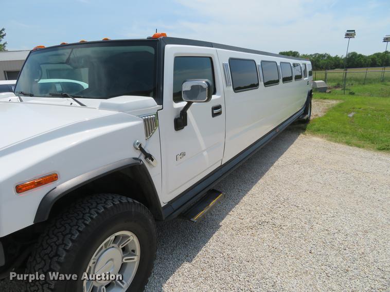 image for item EJ9614 2003 Hummer H2 limousine