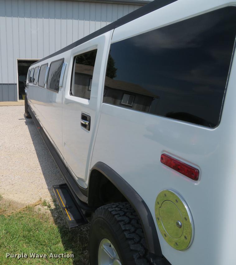 image for item EJ9614 2003 Hummer H2 limousine