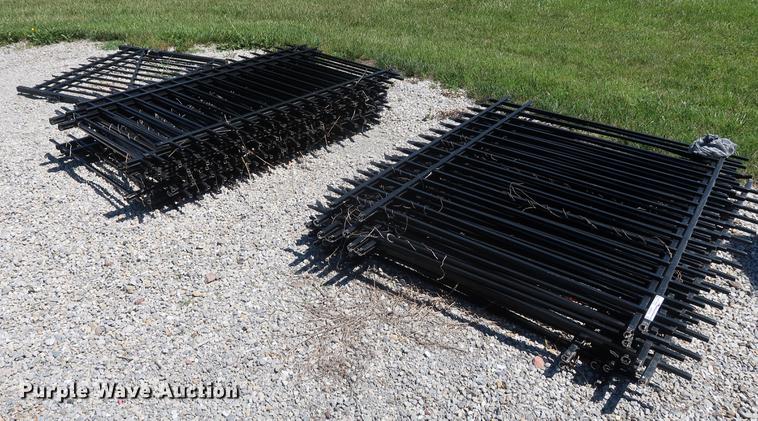 image for item EP9370 Rod iron fence