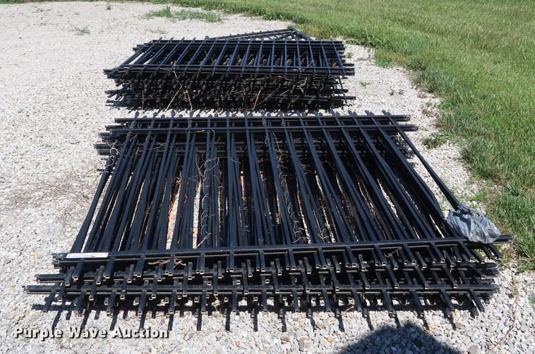 image for item EP9370 Rod iron fence