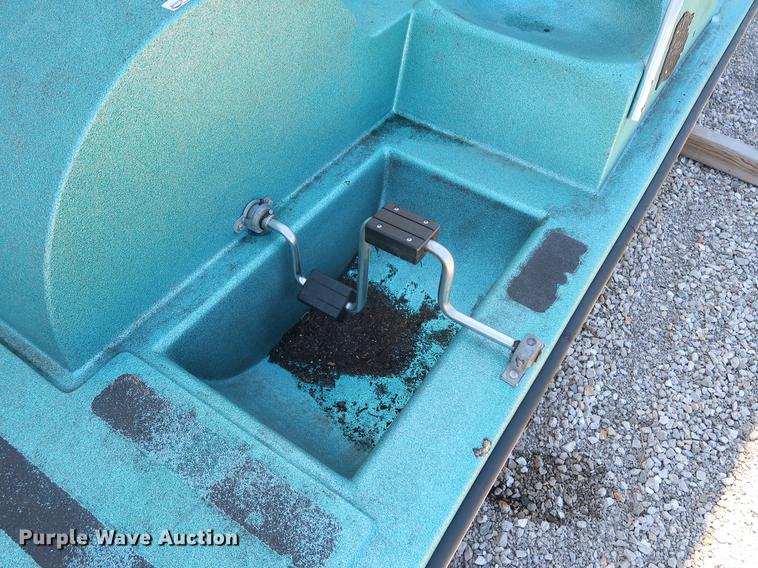 image for item EP9371 Paddle Wheeler paddle boat