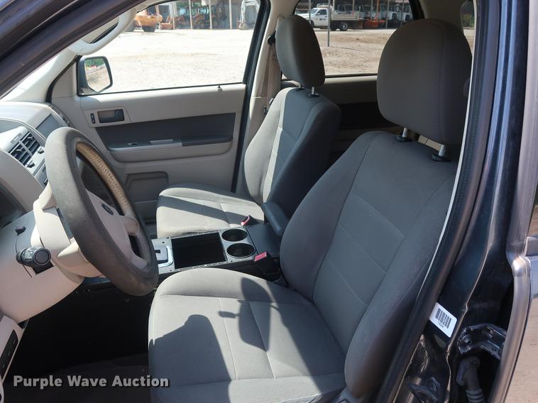 image for item EP9415 2009 Ford Escape Hybrid SUV