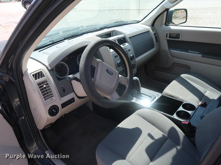 image for item EP9415 2009 Ford Escape Hybrid SUV