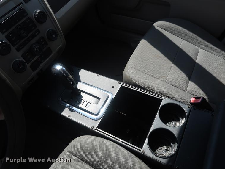 image for item EP9415 2009 Ford Escape Hybrid SUV