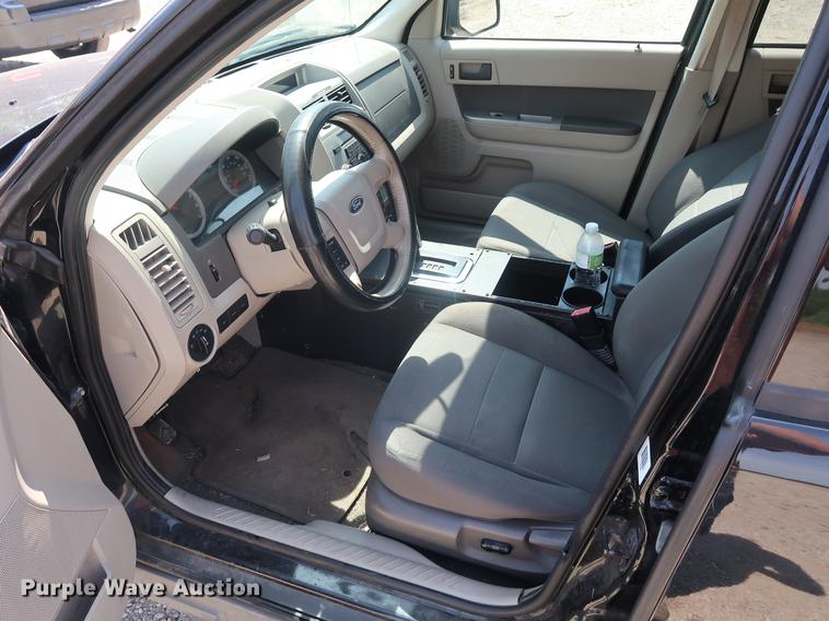 image for item EP9416 2009 Ford Escape Hybrid SUV