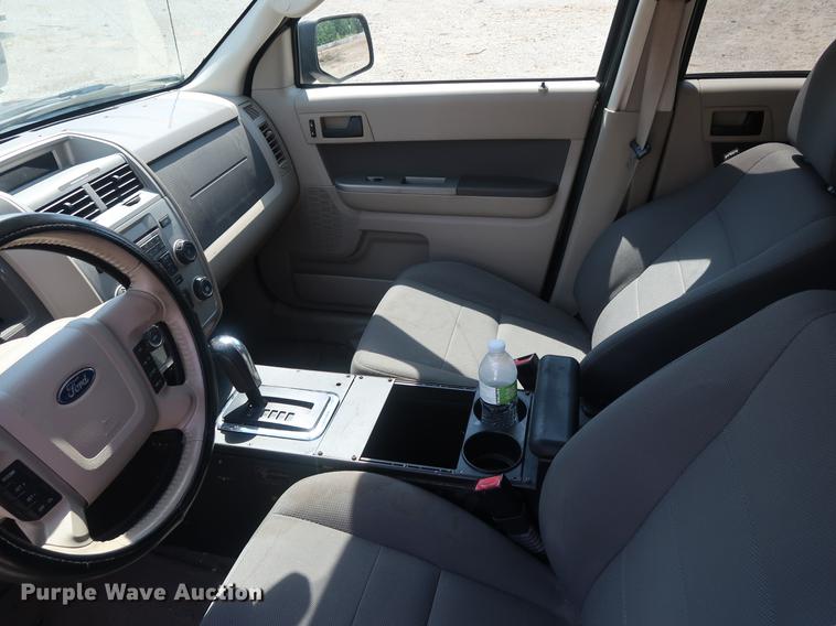 image for item EP9416 2009 Ford Escape Hybrid SUV