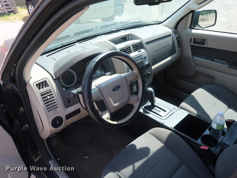 image for item EP9416 2009 Ford Escape Hybrid SUV