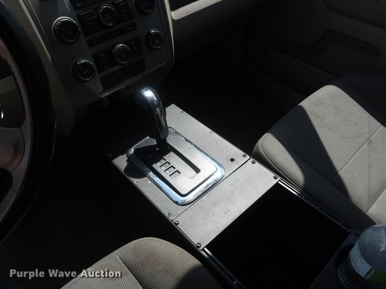 image for item EP9416 2009 Ford Escape Hybrid SUV