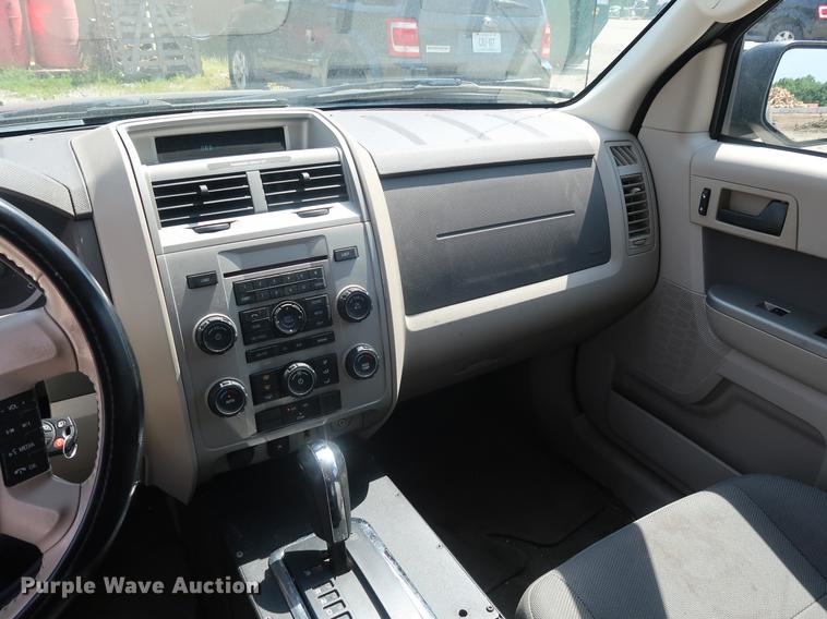 image for item EP9416 2009 Ford Escape Hybrid SUV