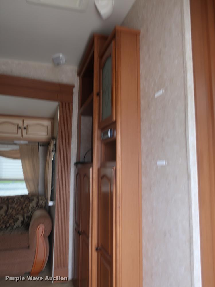 image for item EP9422 2009 Open Range camper