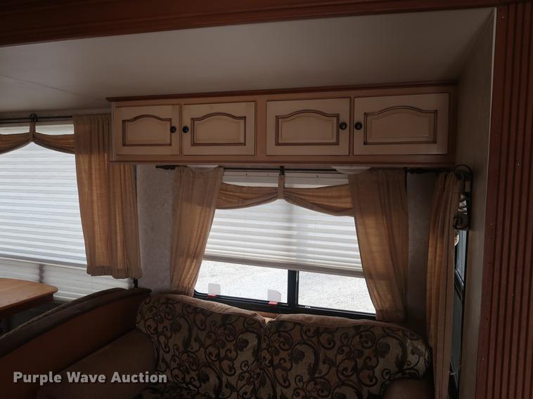 image for item EP9422 2009 Open Range camper