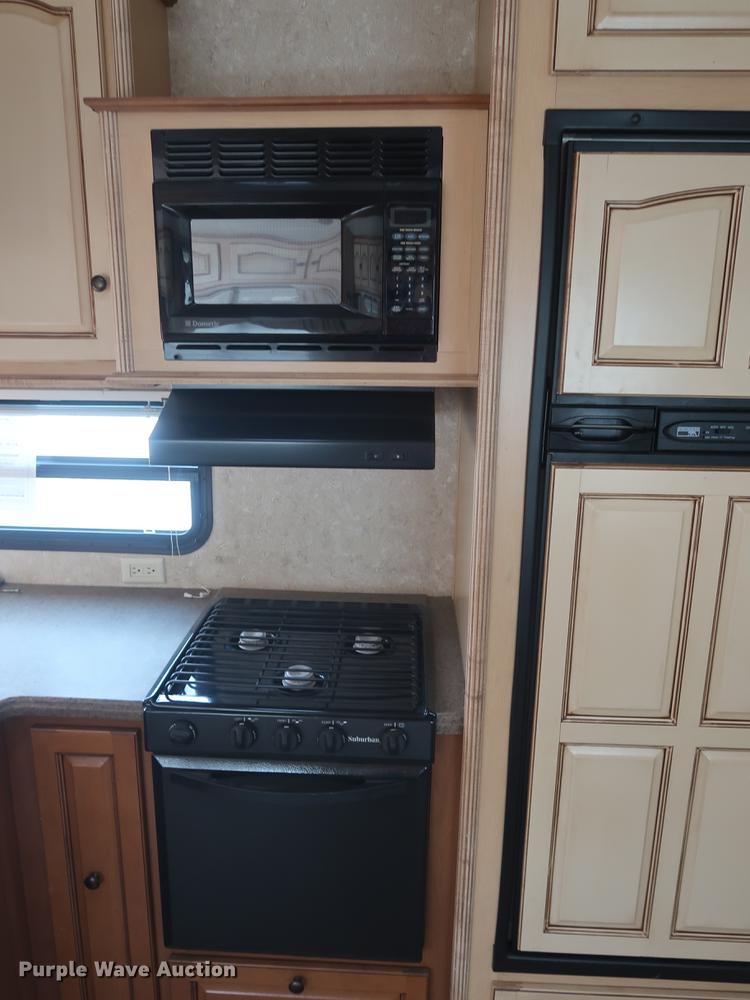 image for item EP9422 2009 Open Range camper