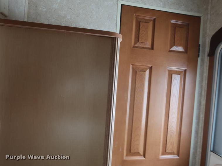 image for item EP9422 2009 Open Range camper