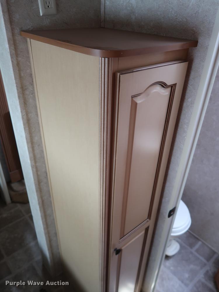 image for item EP9422 2009 Open Range camper