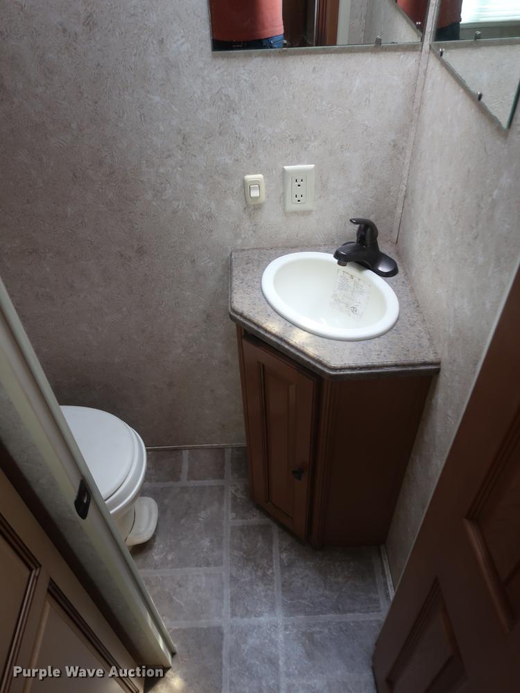 image for item EP9422 2009 Open Range camper