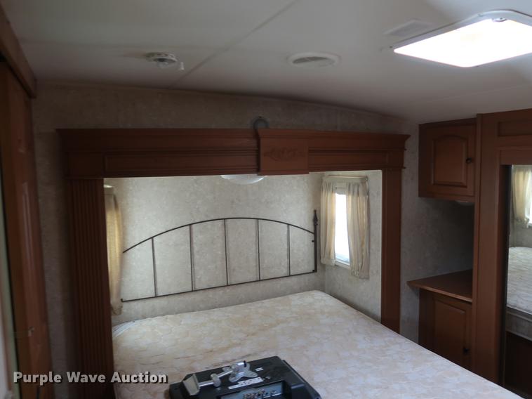 image for item EP9422 2009 Open Range camper