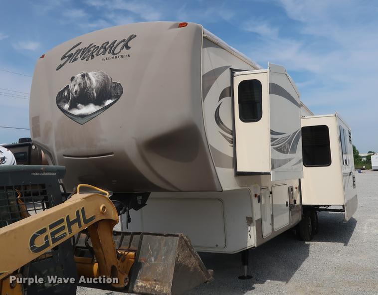 image for item EP9425 2015 Cedar Creek Silverback camper