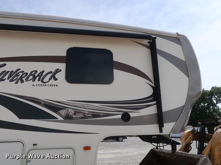 image for item EP9425 2015 Cedar Creek Silverback camper