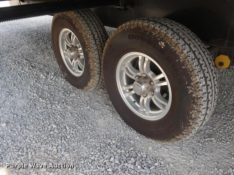 image for item EP9425 2015 Cedar Creek Silverback camper