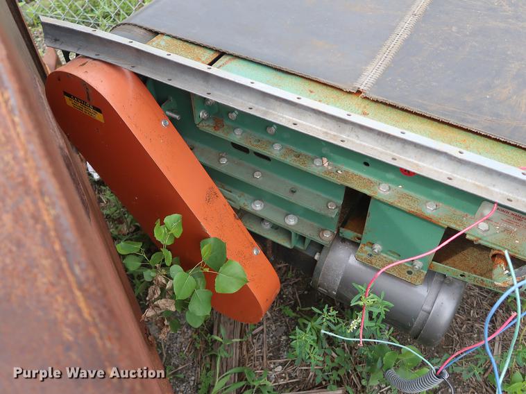 image for item EP9432 Roach conveyor