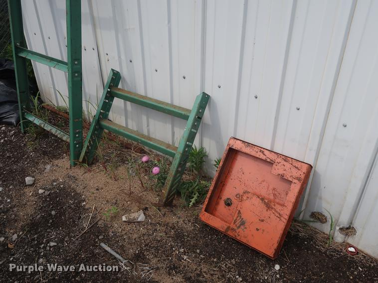 image for item EP9432 Roach conveyor