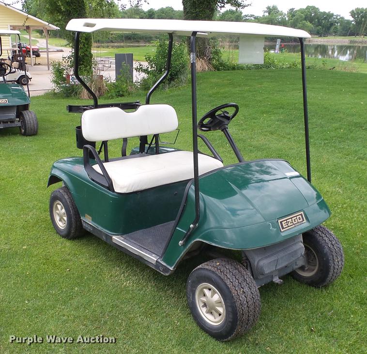 image for item ET9677 Ez-go golf cart