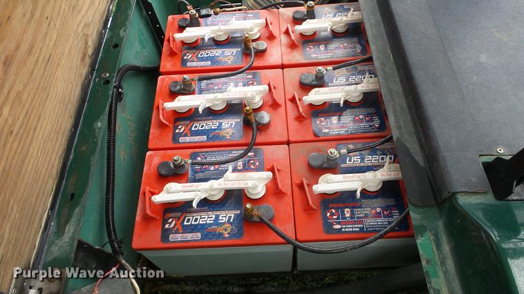 image for item ET9677 Ez-go golf cart