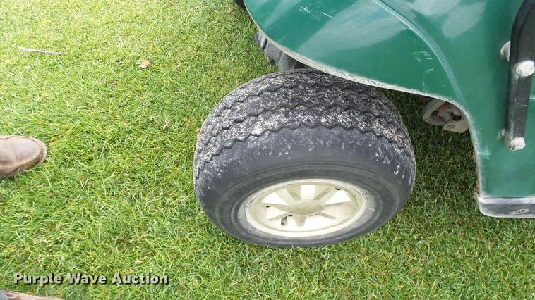 image for item ET9677 Ez-go golf cart