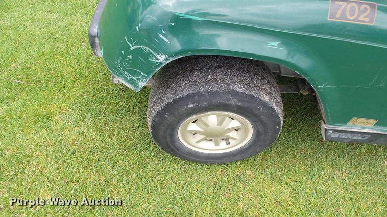 image for item ET9677 Ez-go golf cart